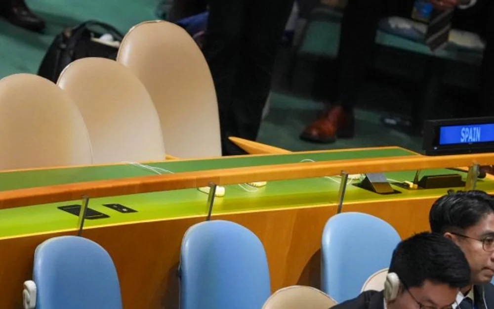 Netanyahu habla ante la ONU entre retiros de delegaciones y presión por orden de arresto en Nueva York