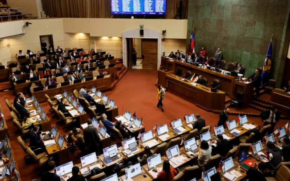 Partidos ya constituidos afrontan cuenta regresiva de 18 meses para no perder su legalidad