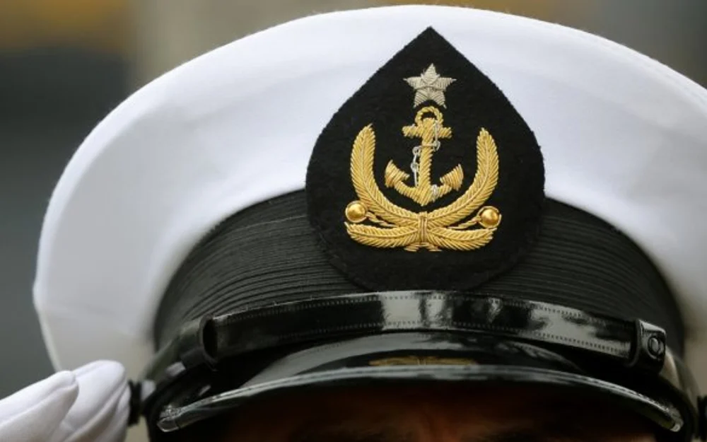 Armada expulsa a dos marinos imputados por violación grupal en Rapa Nui