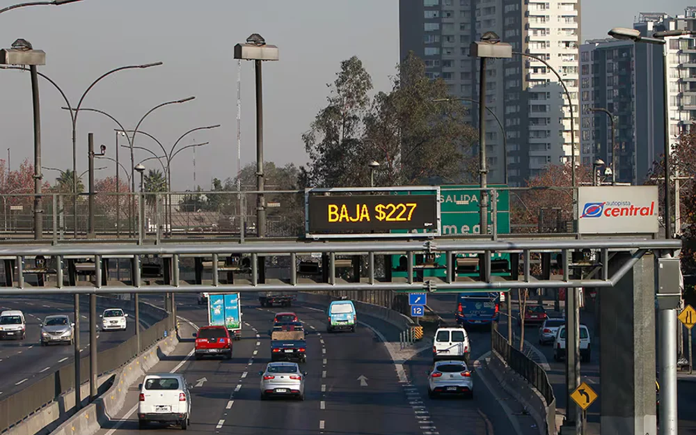 Rebaja del TAG en Autopista Central: concesión se extiende hasta 2036 y parlamentarios cruzan reparos