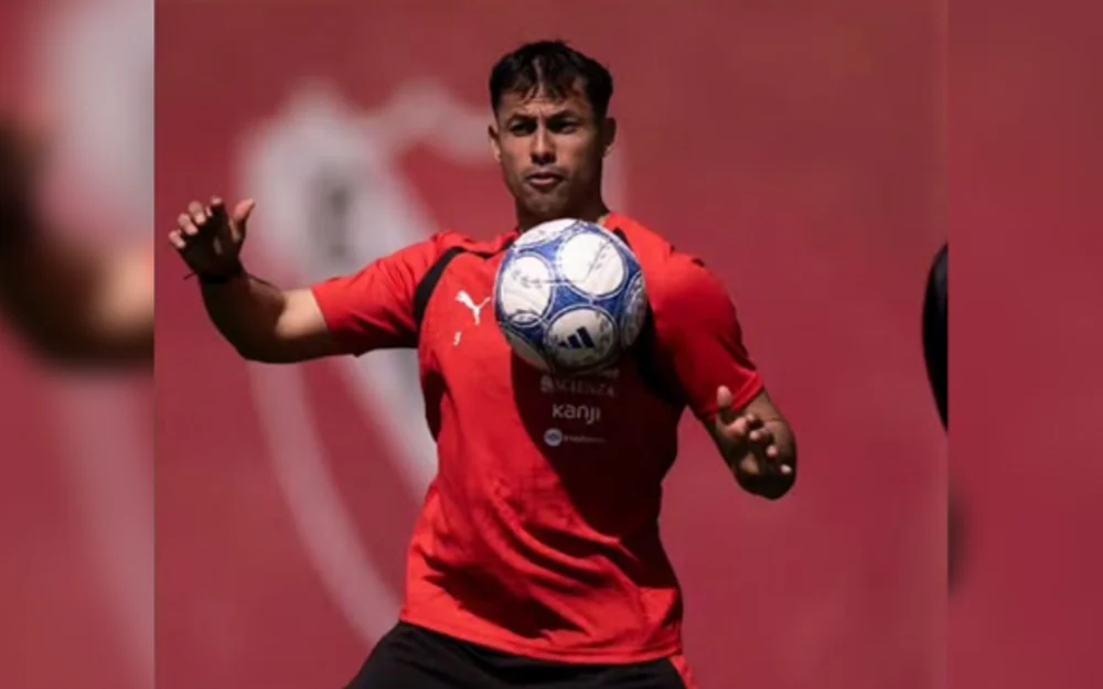 Iván Morales recibe duras críticas en Argentina tras su primera titularidad con Independiente