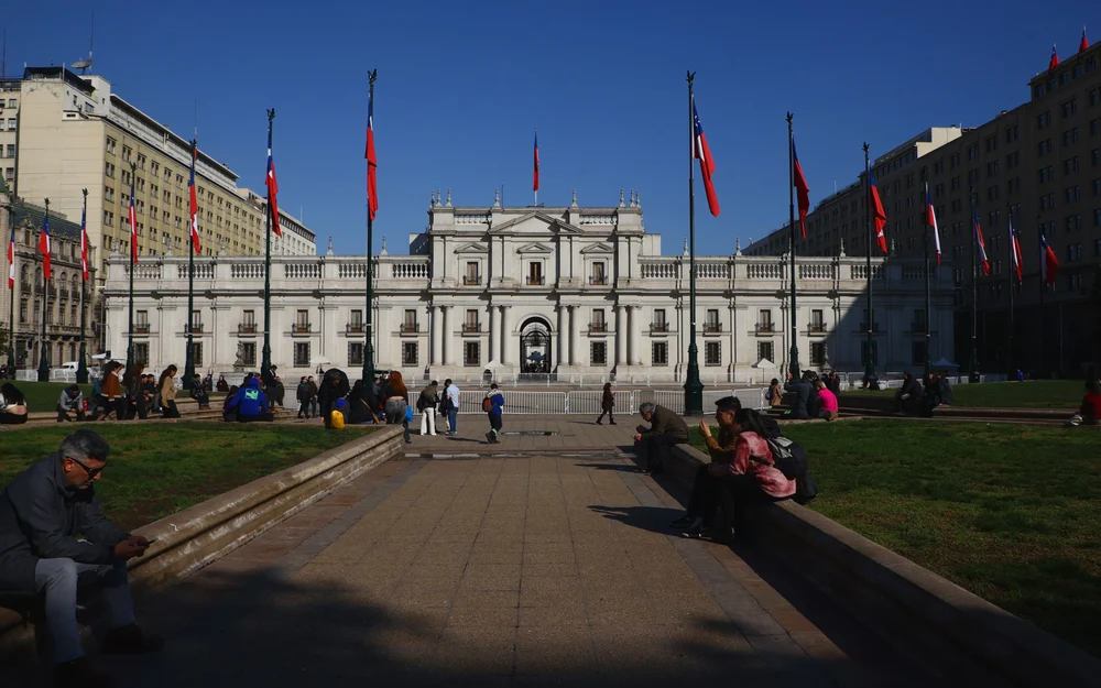 Presupuesto 2027: la Secom sube 44% real mientras el resto de la Segegob recorta