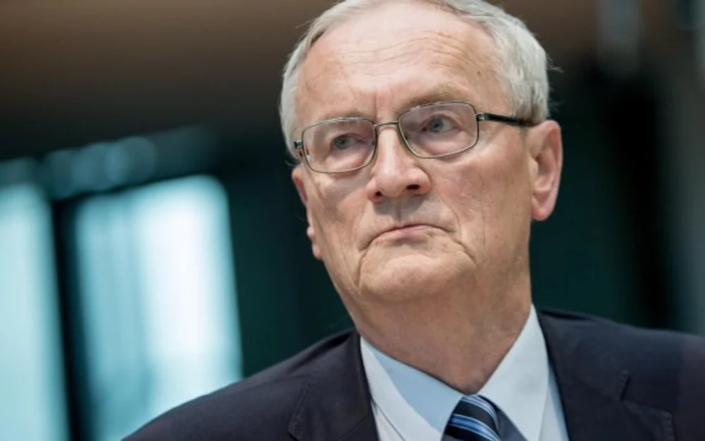 Alemania detiene al exjefe del BND August Hanning por presunto espionaje y alta traición