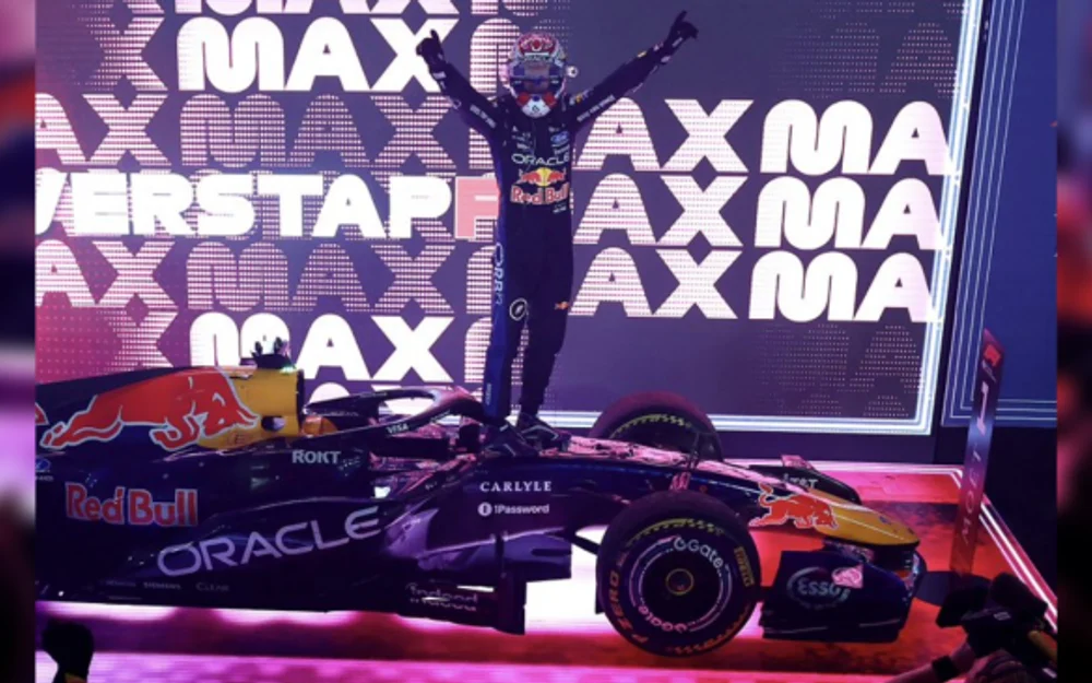 Verstappen gana por primera vez en Singapur y suma su segunda victoria consecutiva en la F1