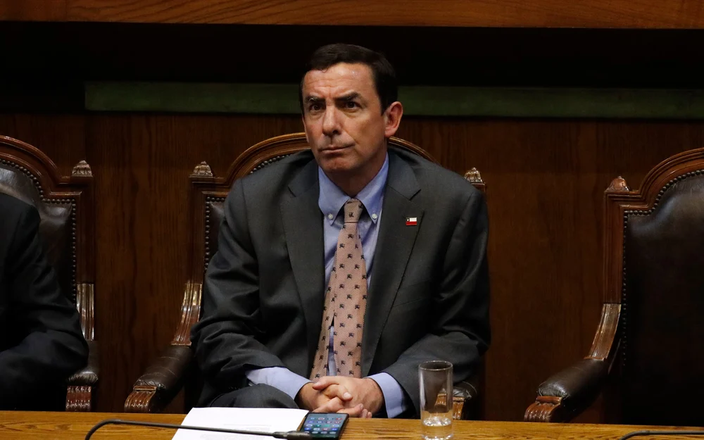 Senado despacha la 'ley sin escape': juicio oral podrá cerrarse sin el imputado