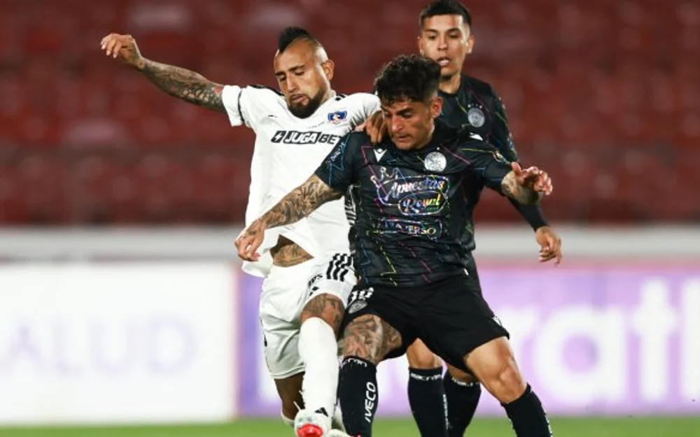 Colo Colo y Audax definen el primer cupo a cuartos de la Copa Chile en el Nacional