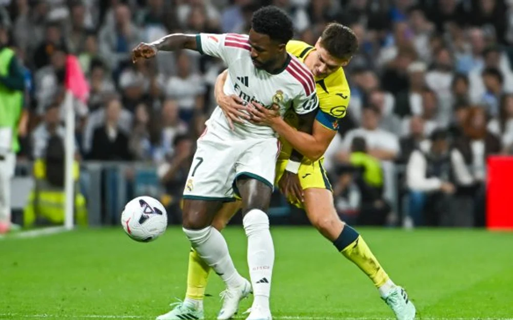 Vinicius ve anulado un gol y es expulsado por tirarle el pelo a un rival en Real Madrid-Villarreal