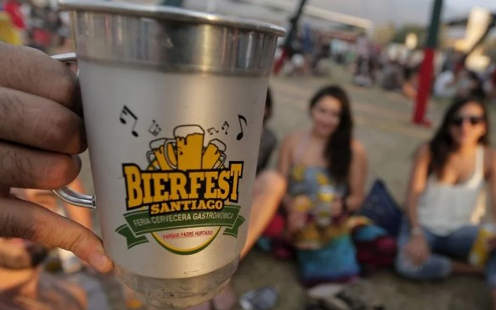 Bierfest Santiago vuelve al parque Padre Hurtado con 28 cervecerías y shows de Gepe y Fother Muckers