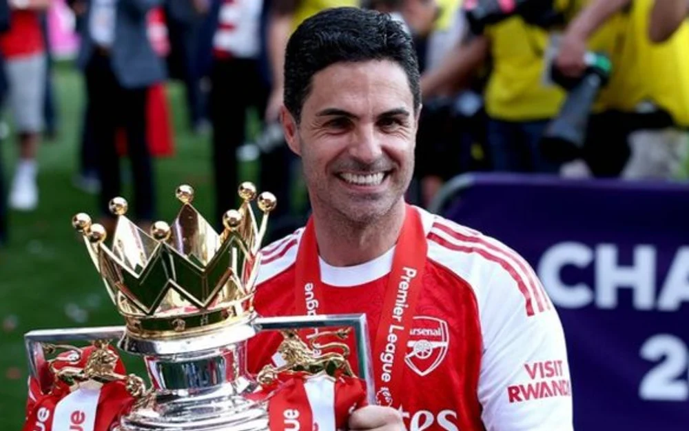 Arsenal amarra a Mikel Arteta con contrato hasta 2030