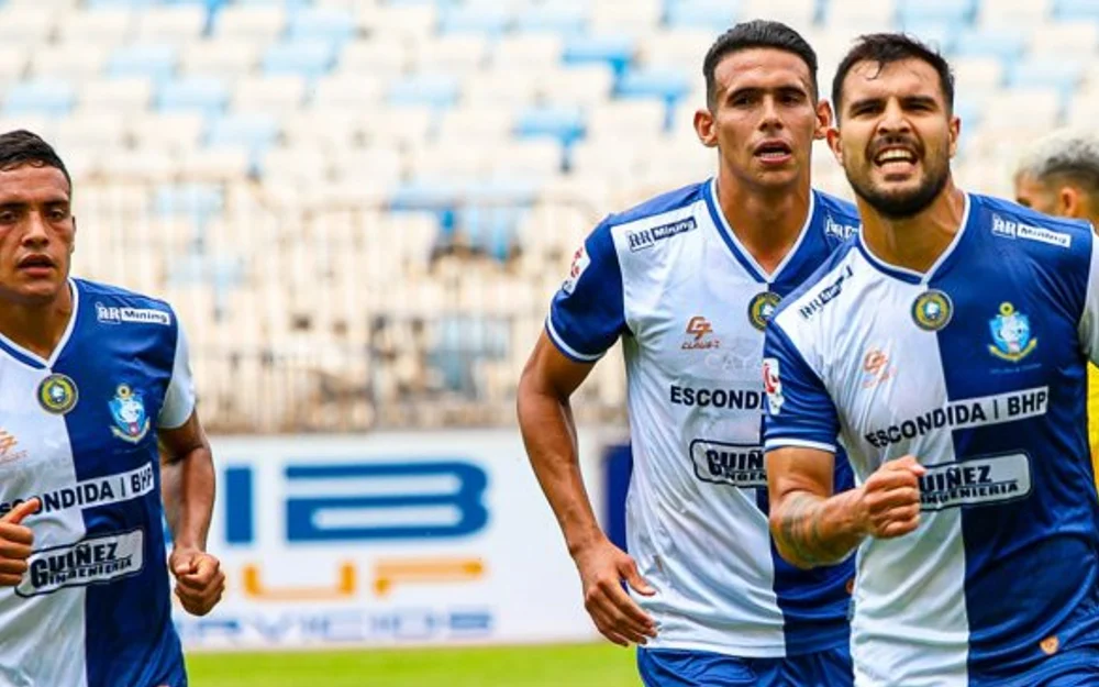 Antofagasta golea a San Marcos y se mete en la pelea por el liderato del Ascenso
