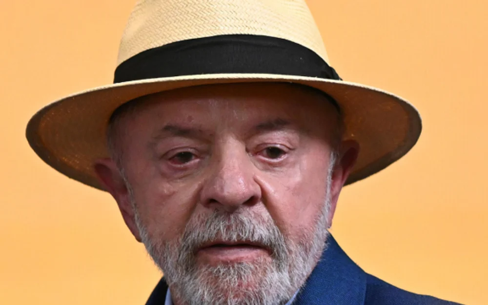 Lula apela al petróleo y los minerales para movilizar votos frente a Flávio Bolsonaro