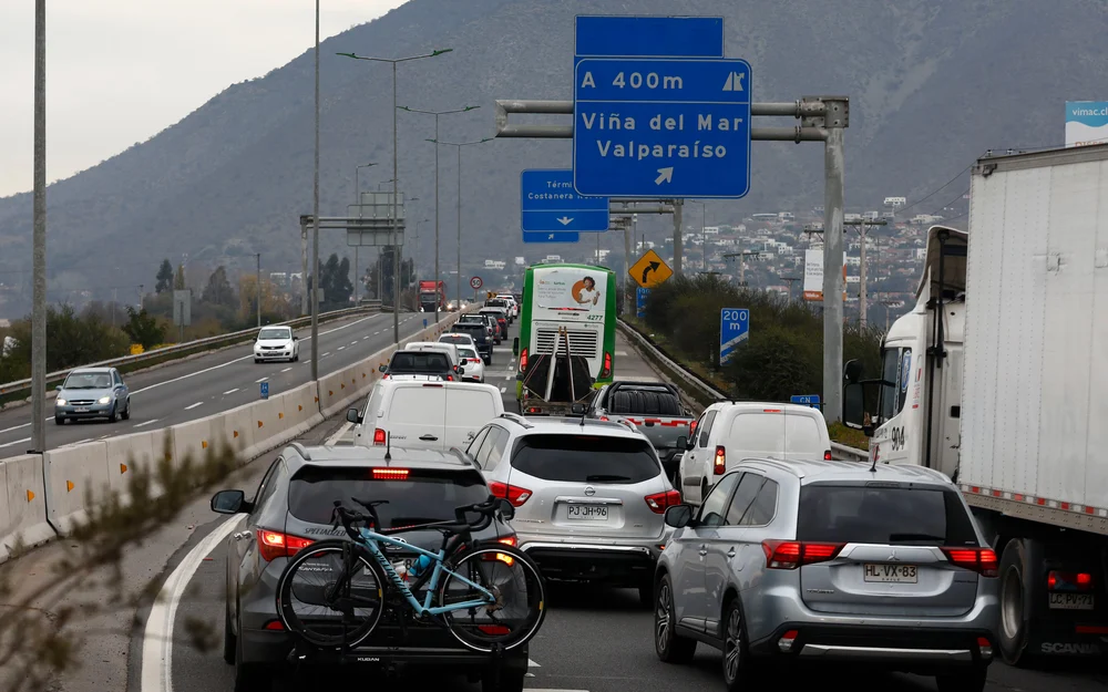 Fin de semana largo deja seis muertos y 117 accidentes en rutas chilenas