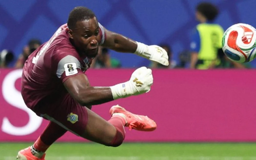 FIFA dejó jugar a Mpasi con RD Congo pese a que sus abogados lo declaraban no habilitado