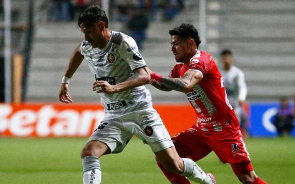Villegas denuncia empujón de un acompañante del cuerpo técnico de La Calera en pleno partido