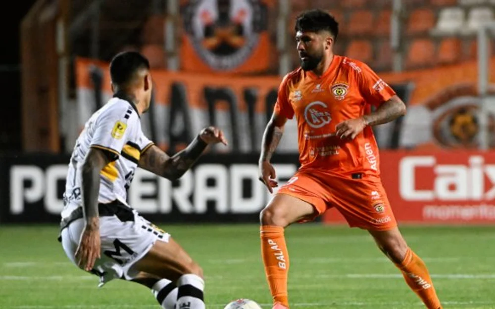 Cobreloa golpea en el cierre del primer tiempo y elimina a Coquimbo Unido de la Copa Chile