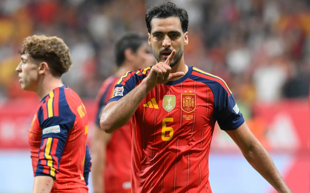 España supera a República Checa en Oviedo y sigue perfecta en la Nations League