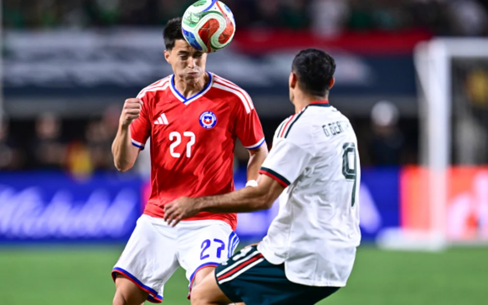 Chile cierra su gira por Norteamérica con victoria 2-0 sobre México en Los Ángeles
