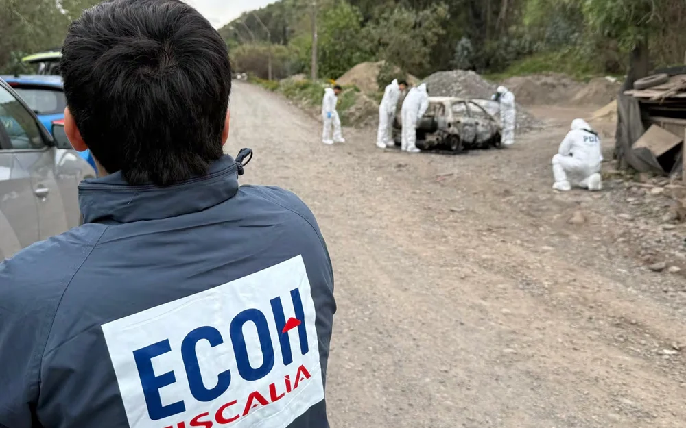 PDI investiga cadáver calcinado hallado en maletero de auto abandonado en San Bernardo