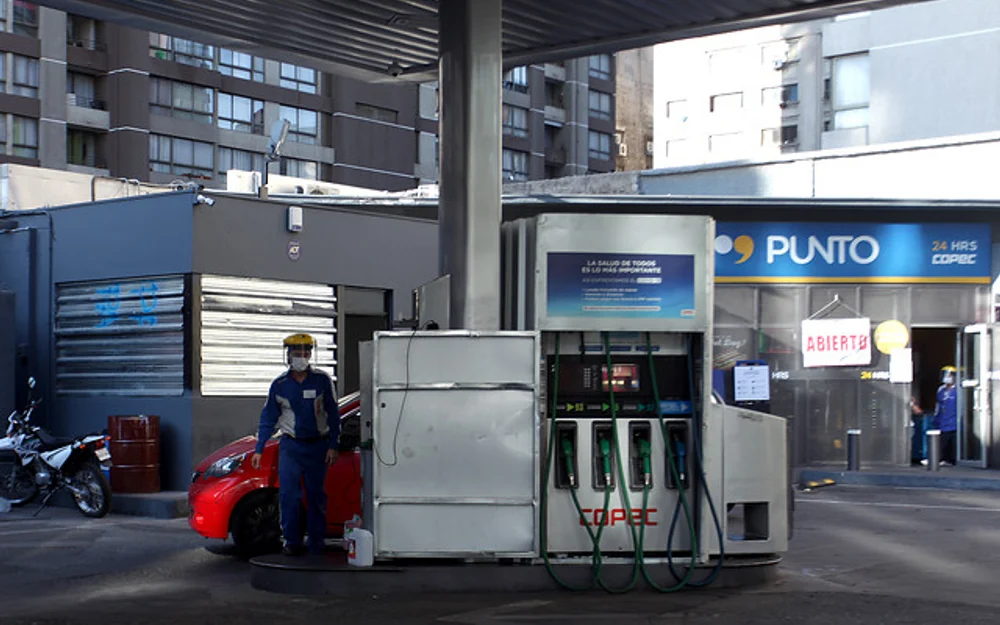 Octanaje, aire acondicionado y presión de neumáticos: qué hay detrás de los mitos del consumo de combustible