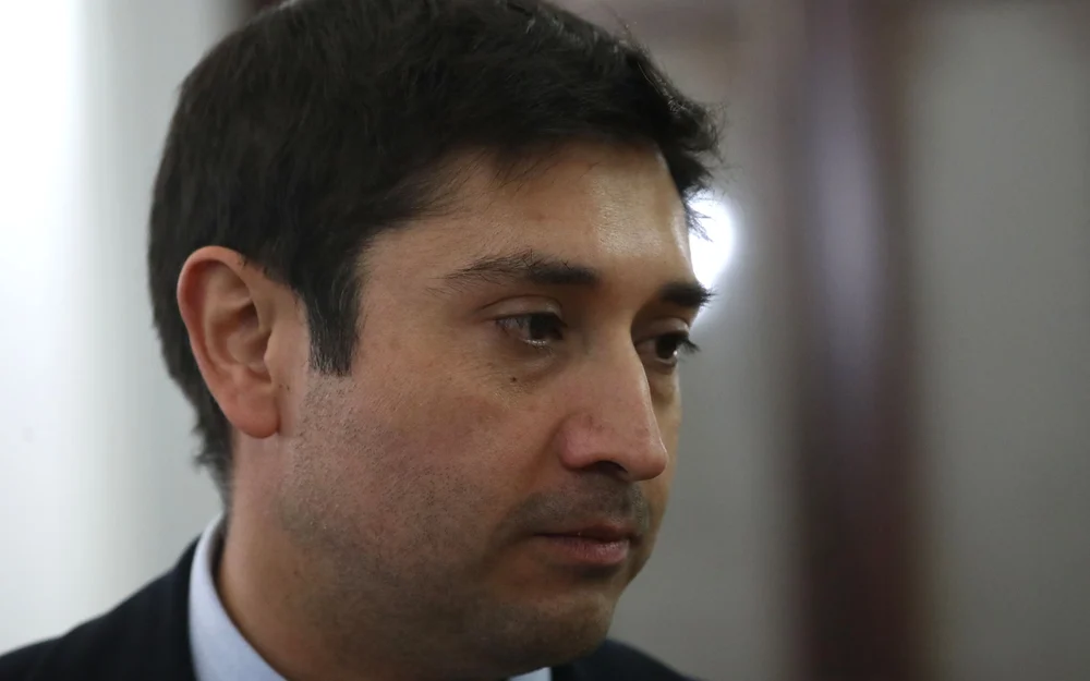 Corte Suprema confirma cierre de la investigación contra el senador Calisto por fraude al Fisco