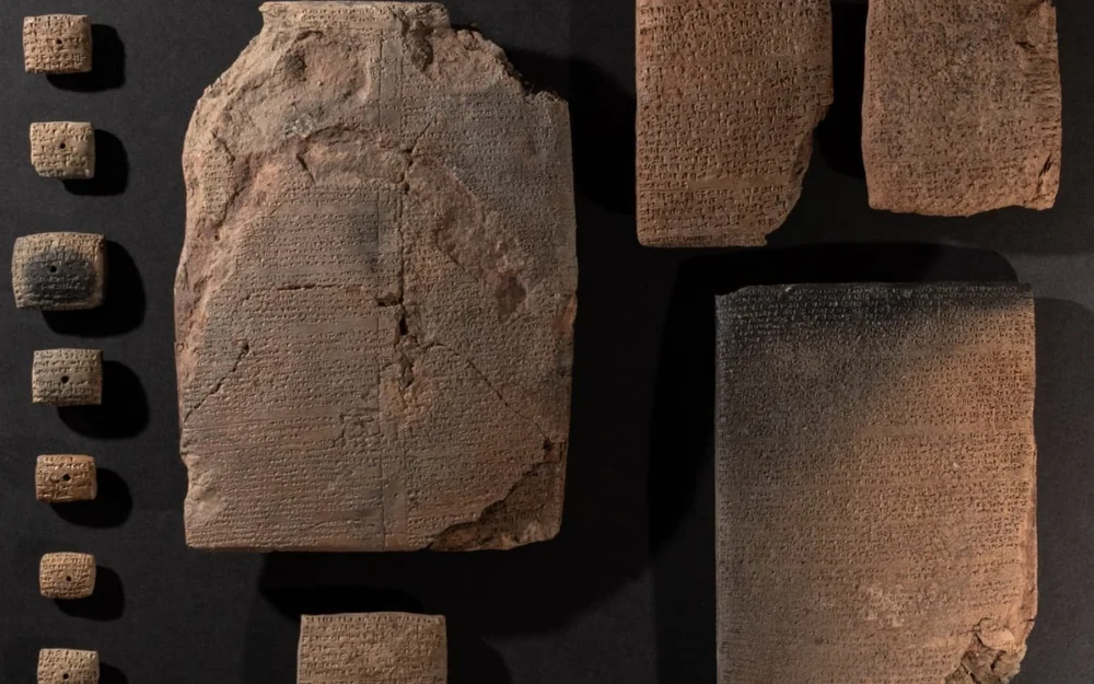 Arqueólogos hallan en Turquía tablas cuneiformes de hace 3.400 años