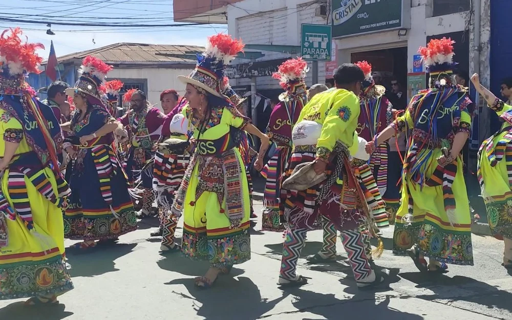 Carnaval Mil Tambores suma batucadas, agrupaciones andinas y organizaciones territoriales en Valparaíso