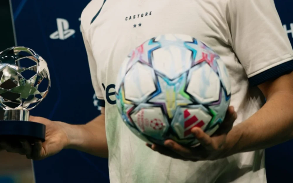 PSG, Barcelona y Aston Villa lideran la Champions tras dos fechas de la fase liguera