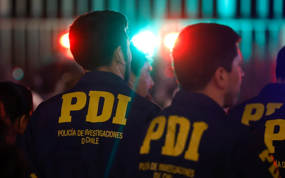 PDI investiga pelea entre dos familias en Peñalolén que dejó dos baleados graves