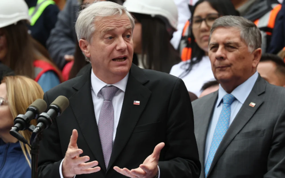 Encuesta Criteria: desaprobación a Kast sube al 60% y solo un 8% ve mejoras en el país