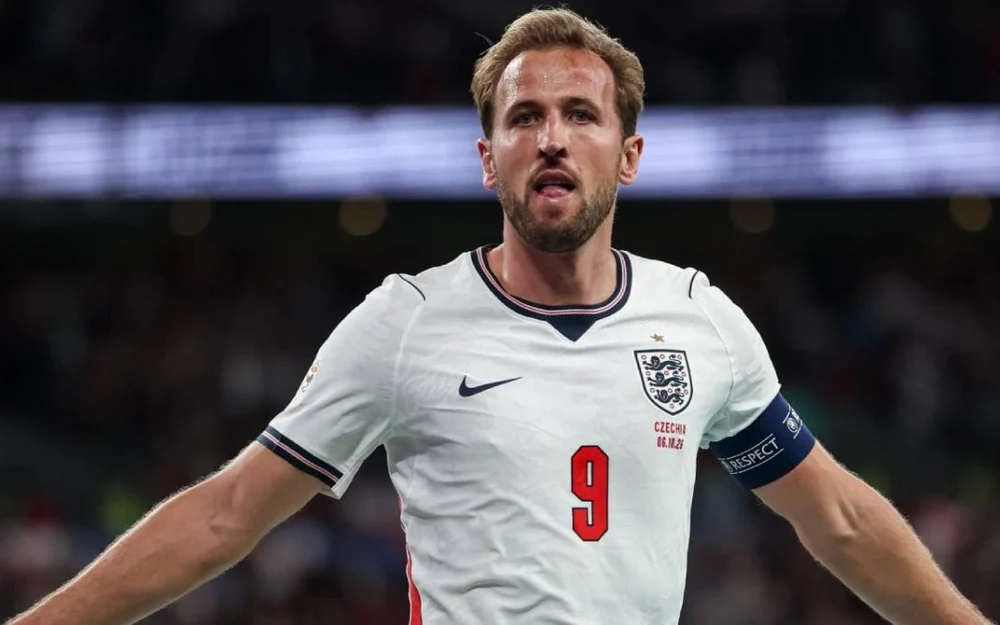 Kane anota dos goles y guía a Inglaterra a una clara victoria sobre República Checa