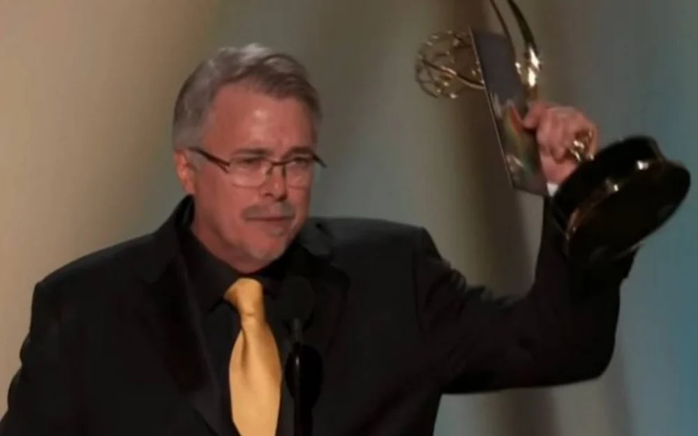 Vince Gilligan obtiene su primer Emmy personal por el piloto de "Pluribus"