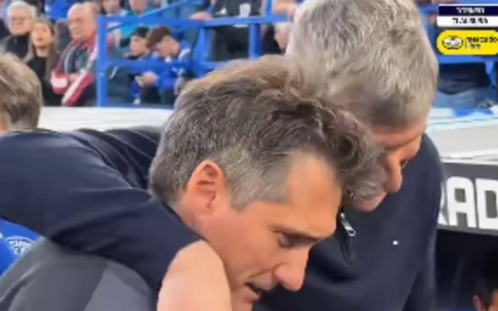 Barros Schelotto y Palermo protagonizan un cruce viral en el empate entre Vélez y Platense