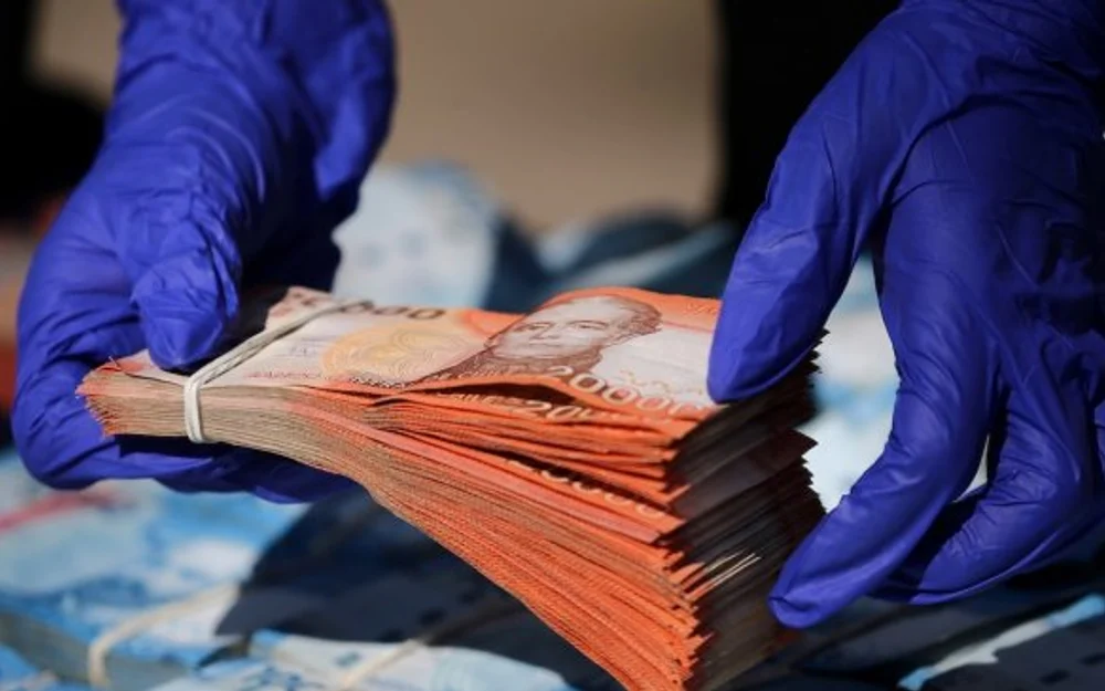 UAF alerta en comisión mixta: levantar el secreto bancario demora 28 días y "no estamos llegando a tiempo"