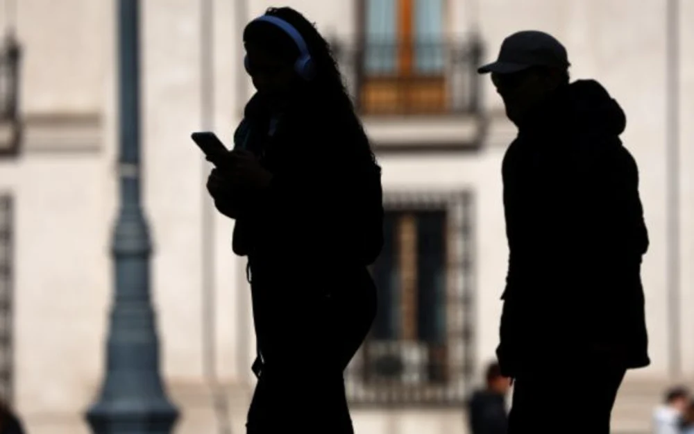 Partidos cruzan posturas sobre bonos ante el alto desempleo y descartan nuevos retiros de pensiones