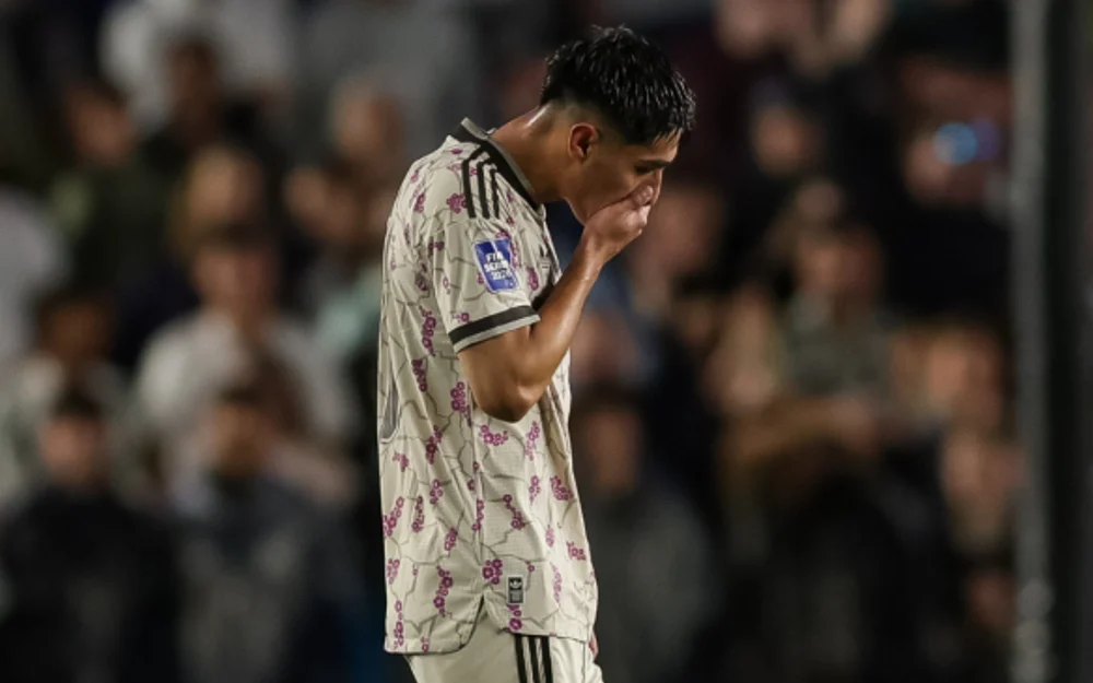 Córdova exige a Osorio asumir rol de referente en la Roja tras gira sin goles