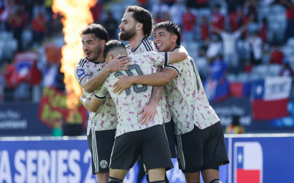 Chile cae 1-0 ante Canadá en su primer amistoso de la fecha FIFA