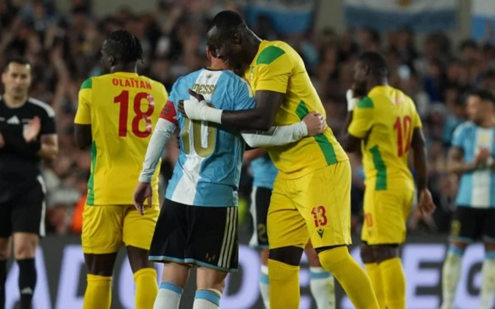 DT de Benín critica a Argentina por la despedida de Messi: "No nos dieron ni una foto"