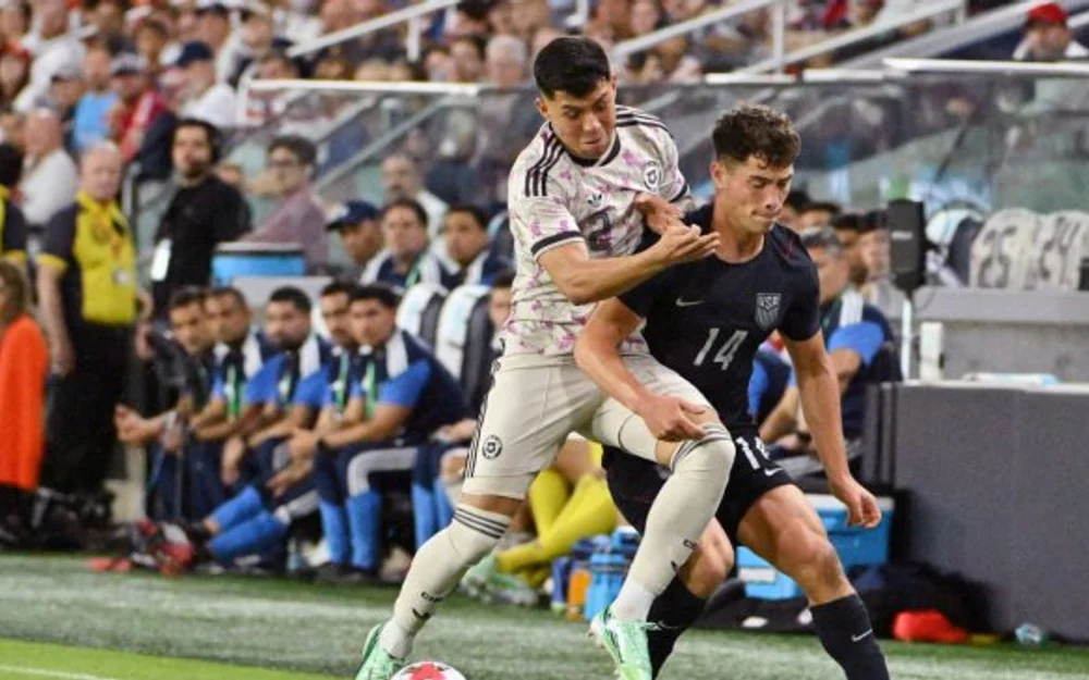 Estados Unidos remonta y vence 3-2 a Chile en St. Louis