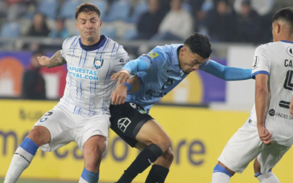 Huachipato y O'Higgins igualan sin goles en el arranque de la fecha 24
