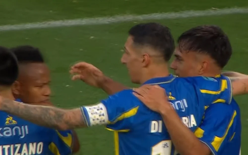 Vicente Pizarro firma dos asistencias en la goleada de Rosario Central sobre Independiente Rivadavia