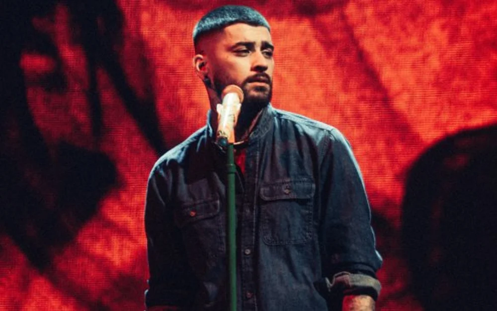 Zayn Malik cerró el ciclo solista de One Direction en Chile con un debut íntimo en el Santander Arena