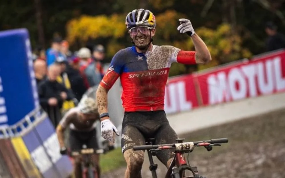 Martín Vidaurre cierra el podio de Lake Placid a un segundo del oro