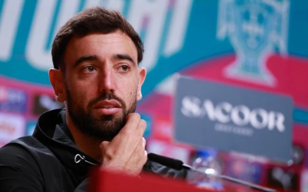 Bruno Fernandes pide unidad en Portugal tras la salida de Cristiano Ronaldo