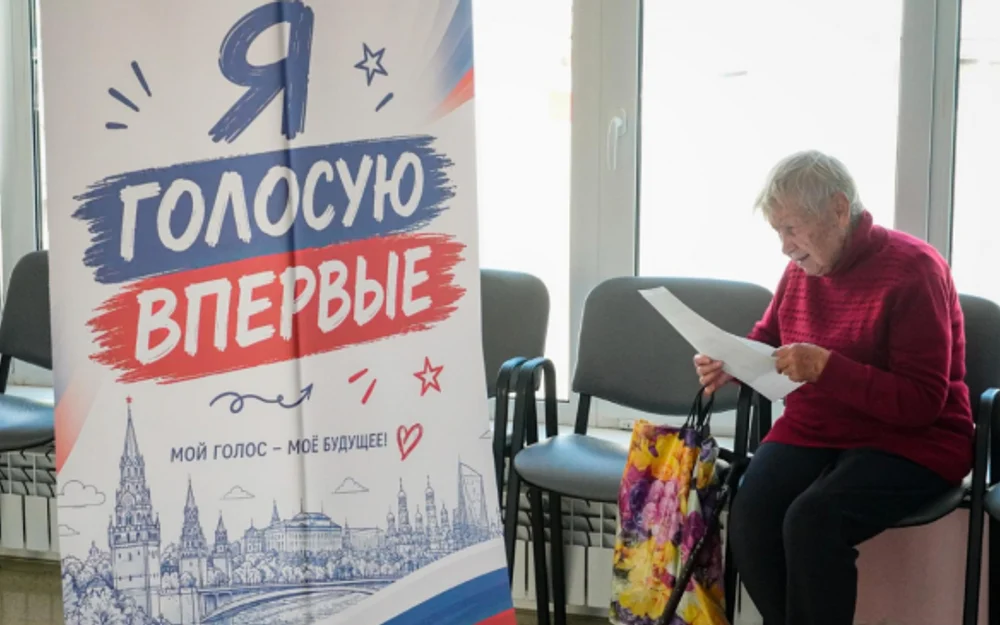 Rusia cierra su segunda jornada electoral con el voto electrónico bajo sospecha y un ciberataque masivo